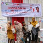 Sembako Murah OK OCE Besutan Sandiaga Uno,Berikan Paket Sembako Bagi Peserta Donor Darah Di Festival Entrepreneur Indonesia